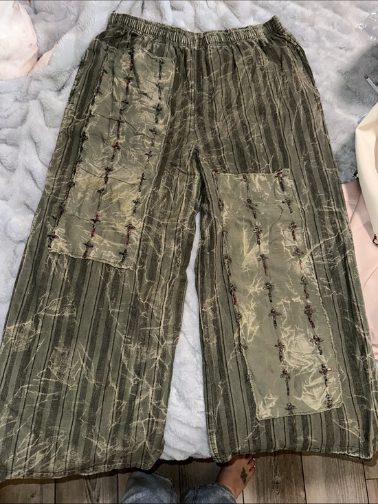 A Rare Bird Pants - Wide-Leg Olive Patch Detail Pants